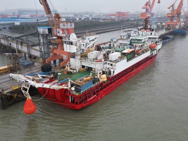 海工鋪纜船A字架負(fù)荷試驗.jpg